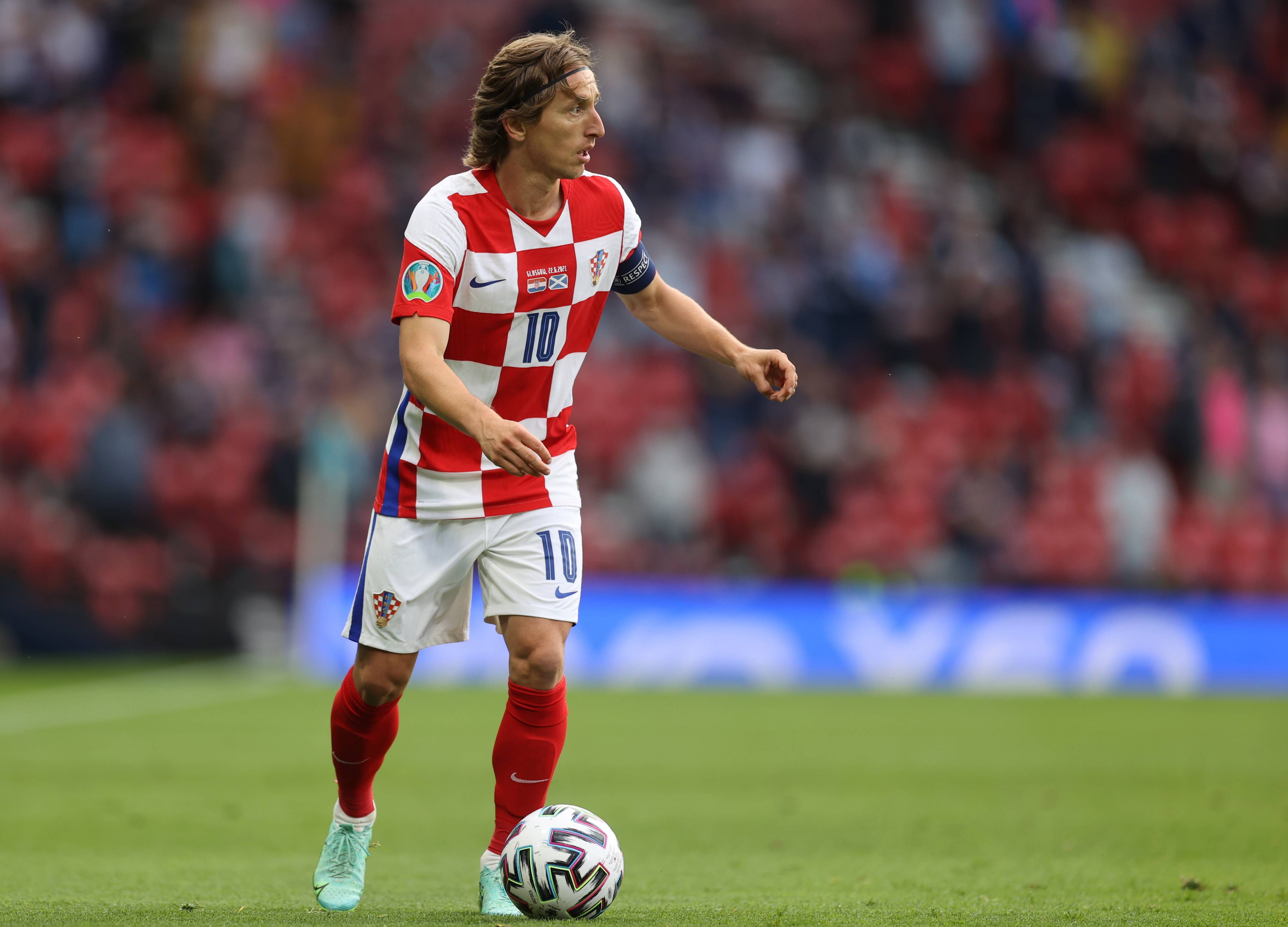 纳什：篮网三巨头共同上场仅16次，是执教期间最大的遗憾