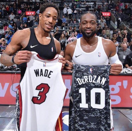 不断在球场 不断在球场