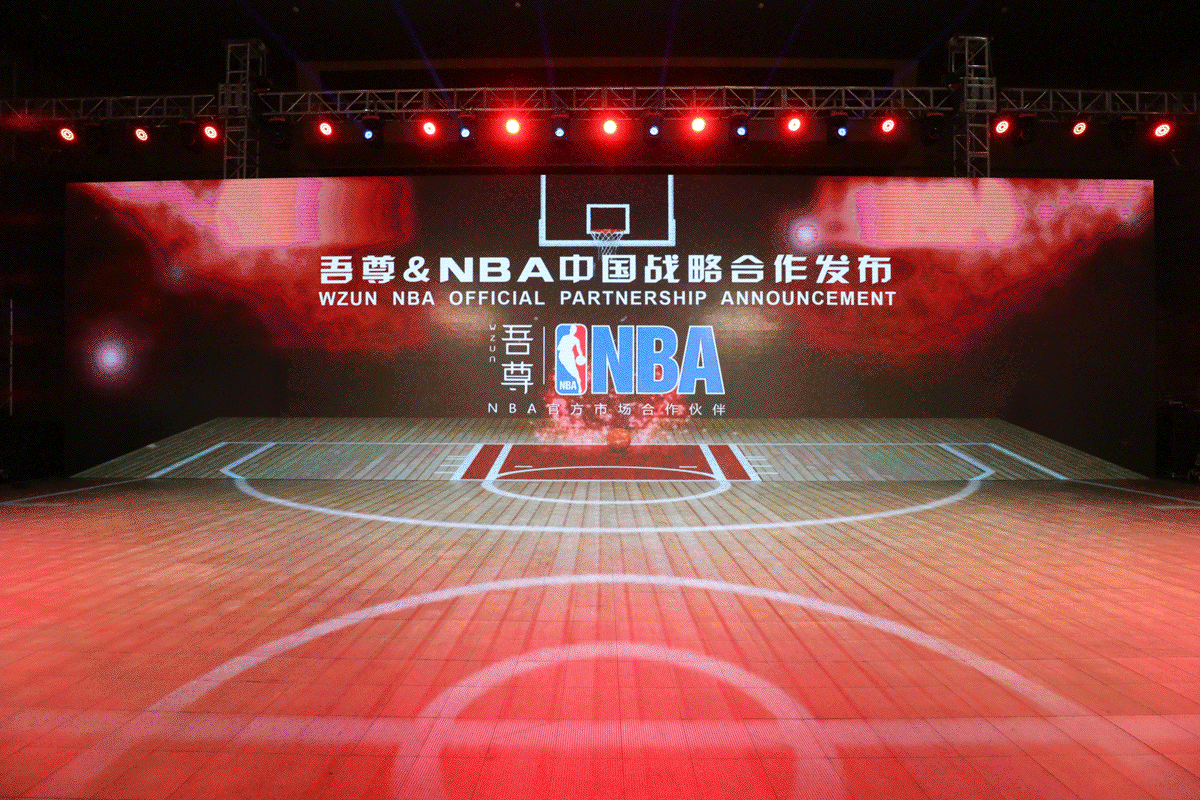 板与阵容缝